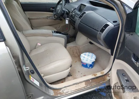 2005 Toyota Prius from USA, damaged, VIN JTDKB20U953116689